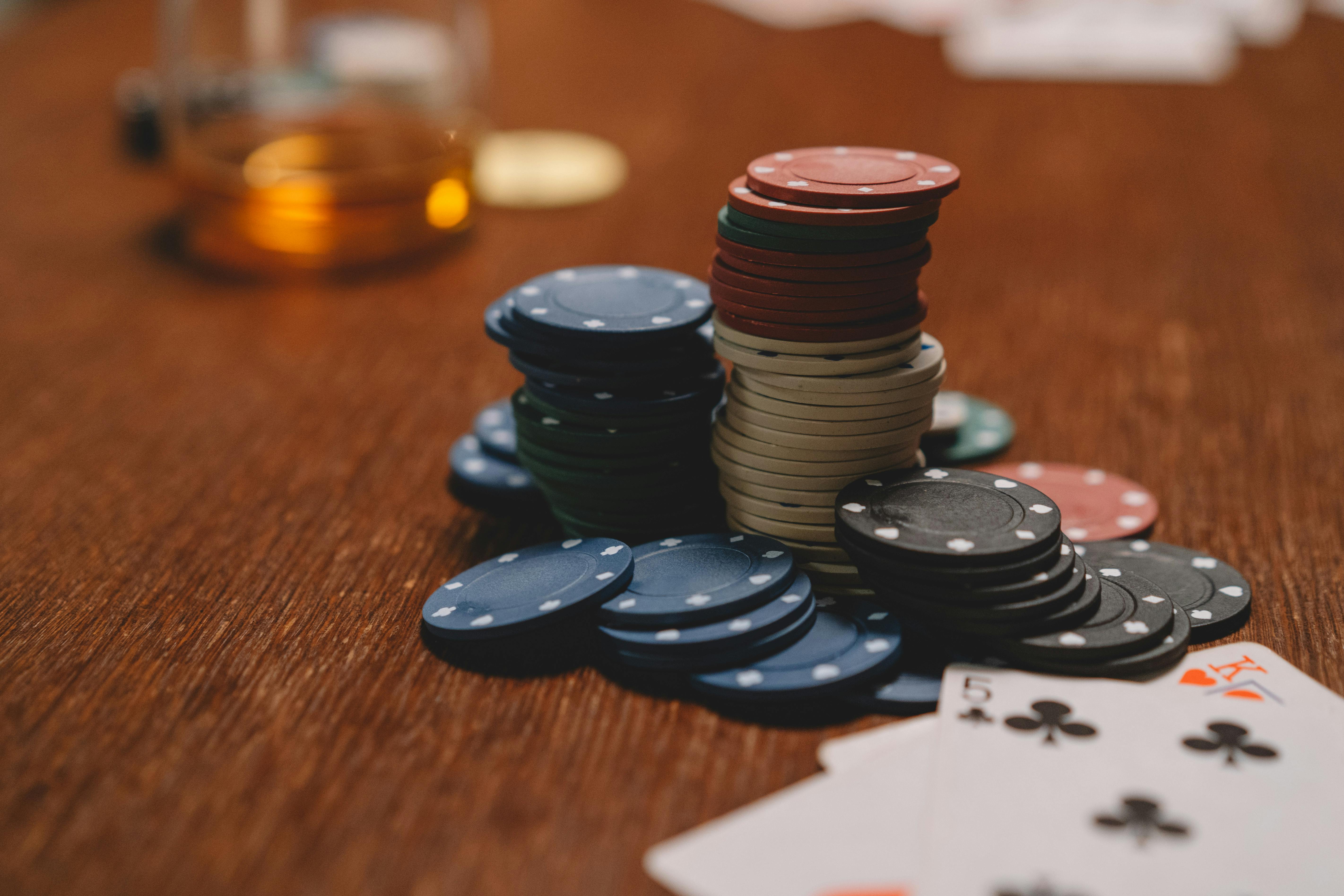 Can You Earn More Than in Poker with 7/30?